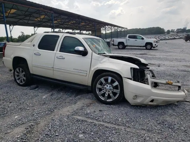 2013 CHEVROLET AVALANCHE LTZ  