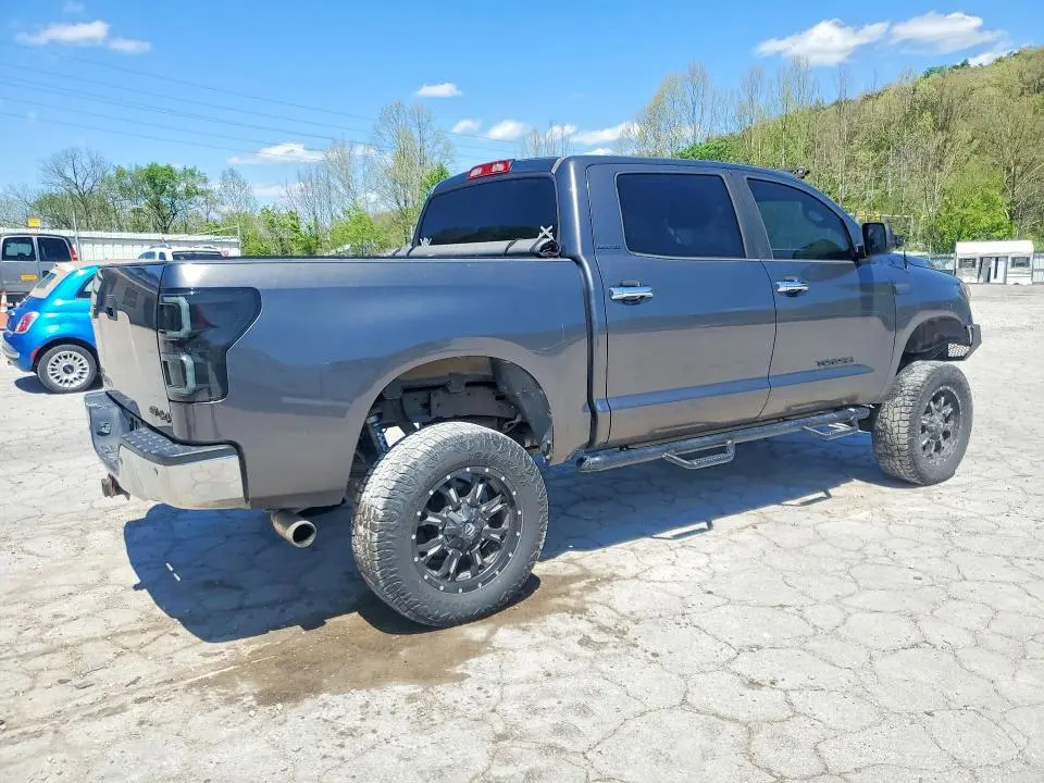 2011 TOYOTA TUNDRA CREWMAX LIMITED  