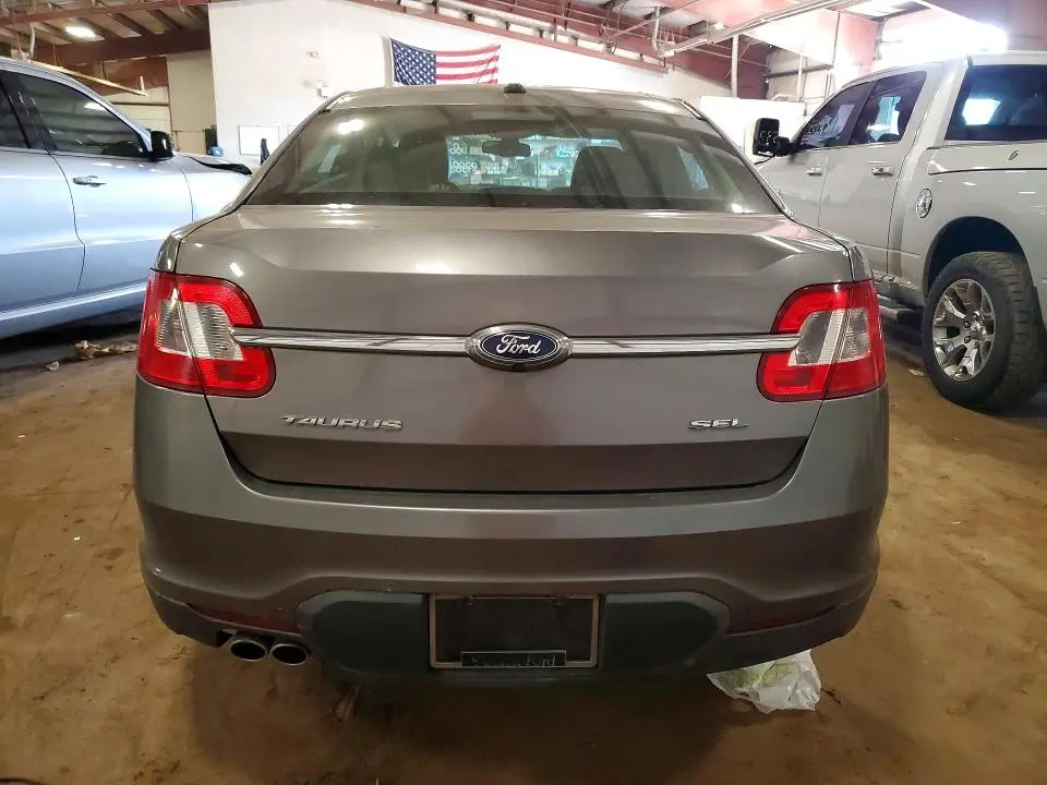 2011 FORD TAURUS SEL  