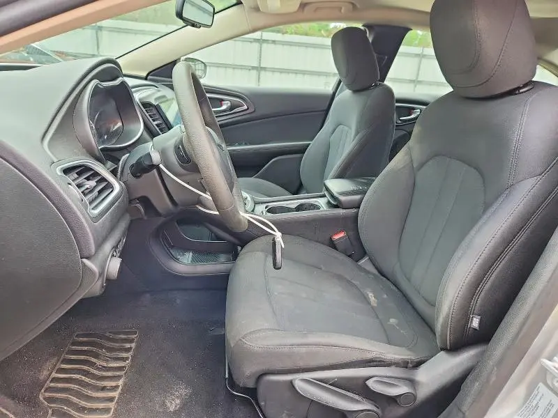 2017 CHRYSLER 200 LX  