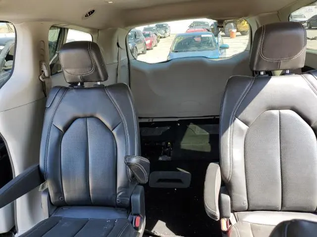 2020 CHRYSLER VOYAGER LXI
