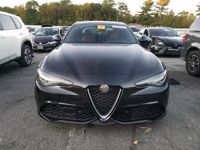2022 ALFA ROMEO GIULIA SUPER  