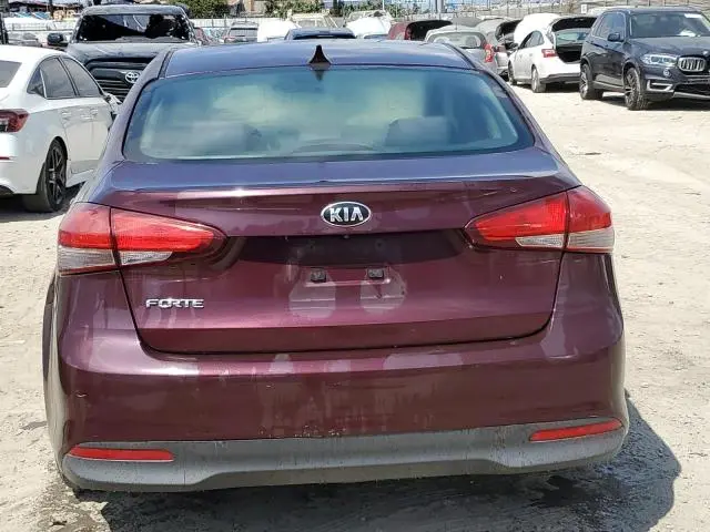 2017 KIA FORTE LX  