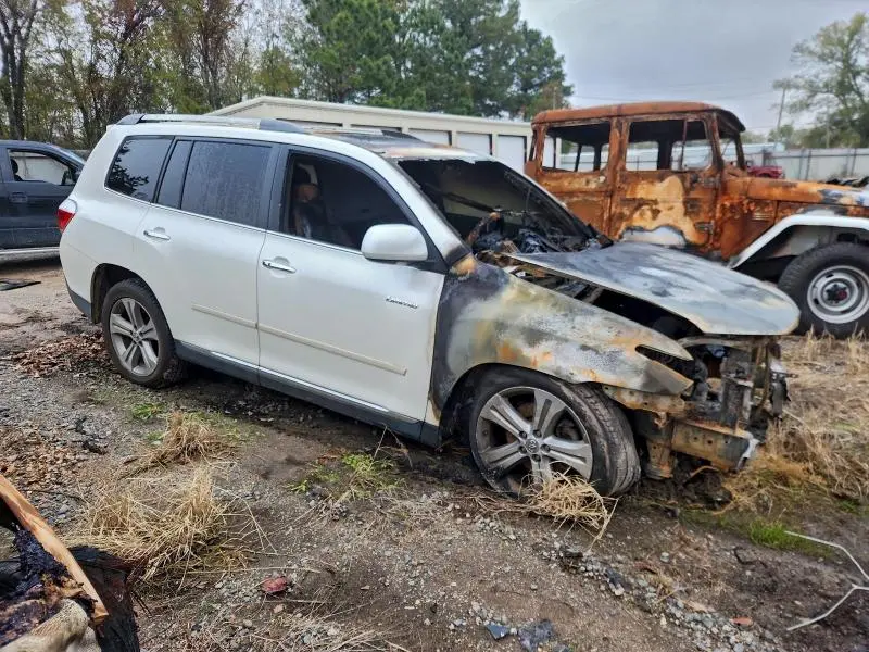 2012 TOYOTA HIGHLANDER LIMITED  
