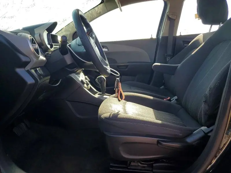 2015 CHEVROLET SONIC LT  