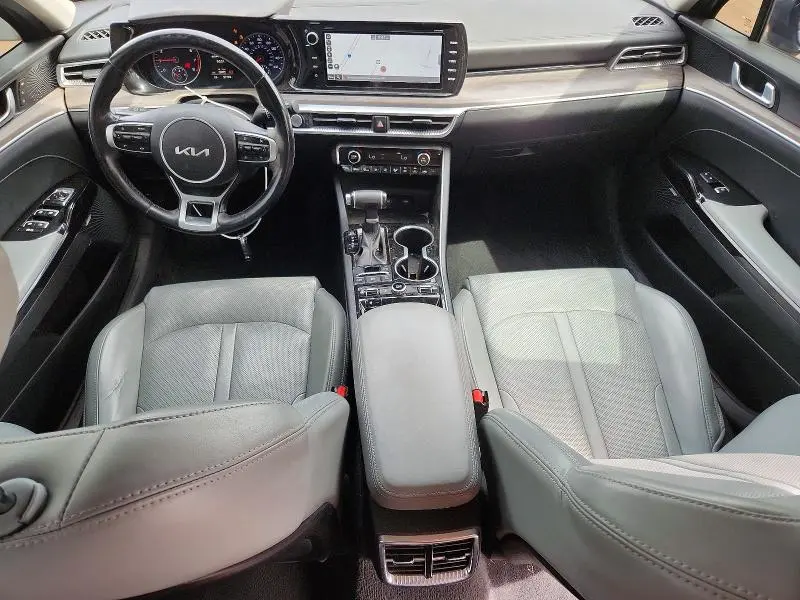 2022 KIA K5 EX  