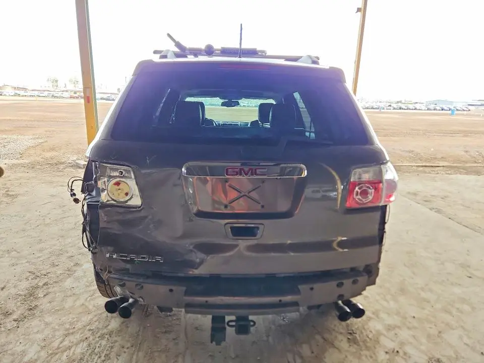 2011 GMC ACADIA SLT-1  