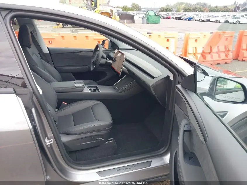 2026 TESLA MODEL Y LONG RANGE DUAL MOTOR ALL-WHEEL DRIVE/LONG RANGE LAUNCH SERIES