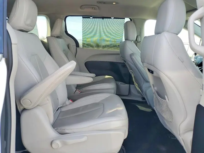 2021 CHRYSLER PACIFICA HYBRID TOURING L  