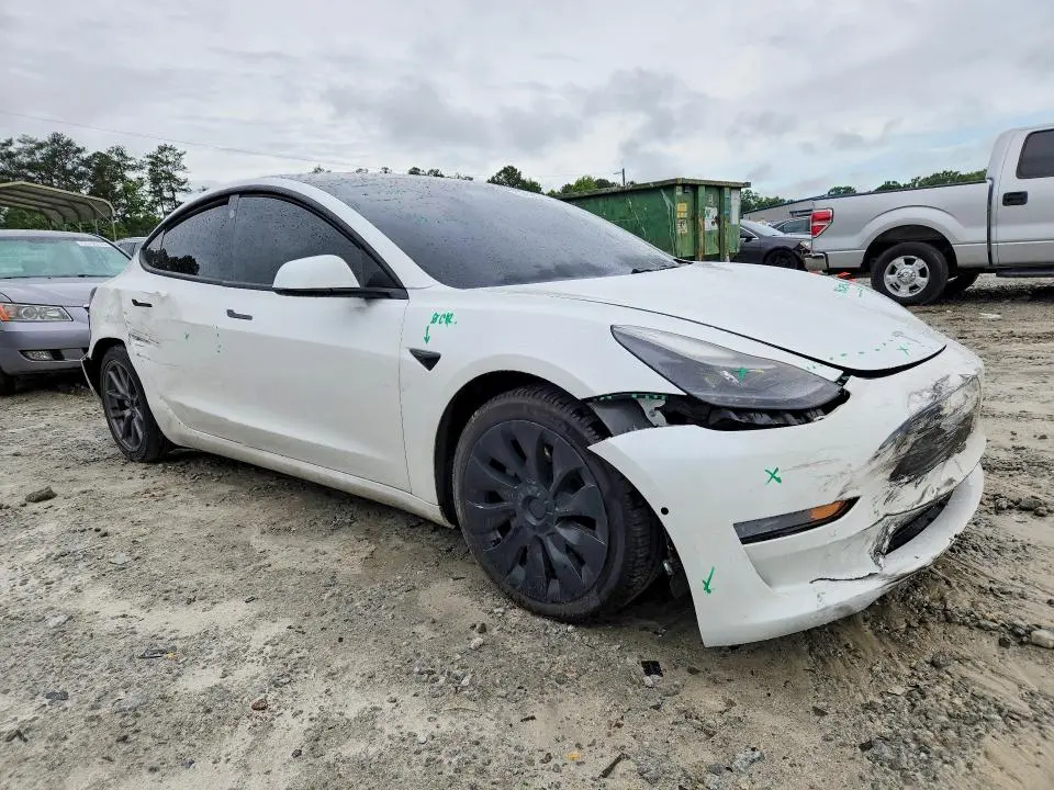 2021 TESLA MODEL 3   