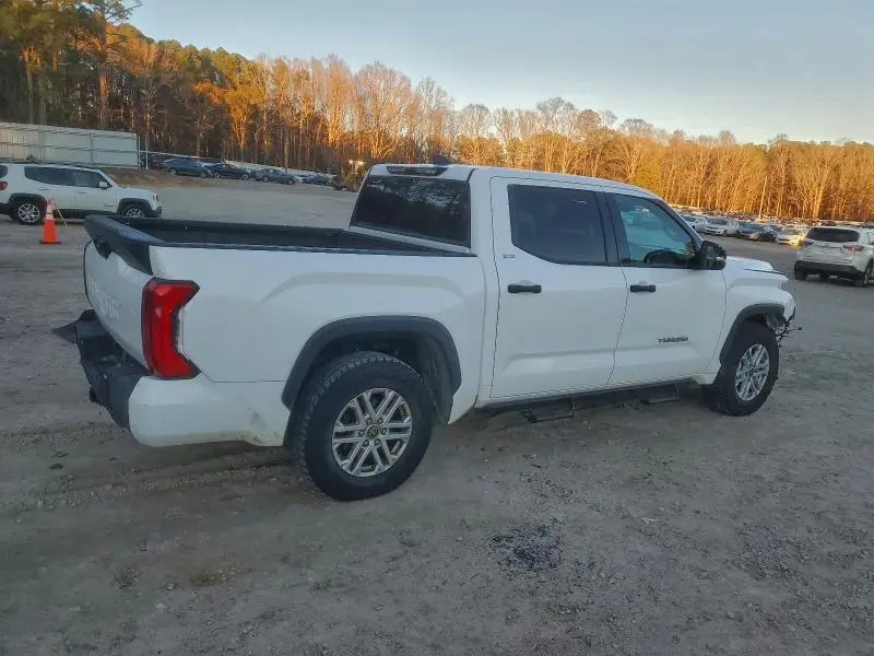 2022 TOYOTA TUNDRA CREWMAX SR  