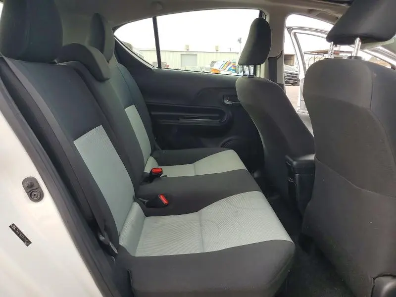 2015 TOYOTA PRIUS C THREE  