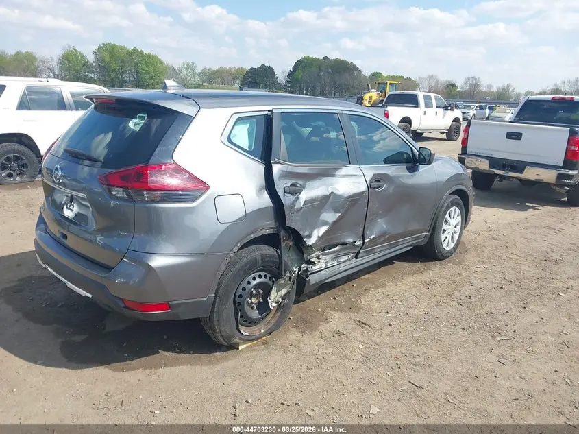 2018 NISSAN ROGUE S