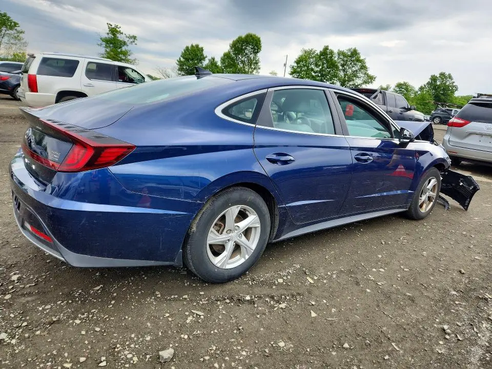 2021 HYUNDAI SONATA SE  
