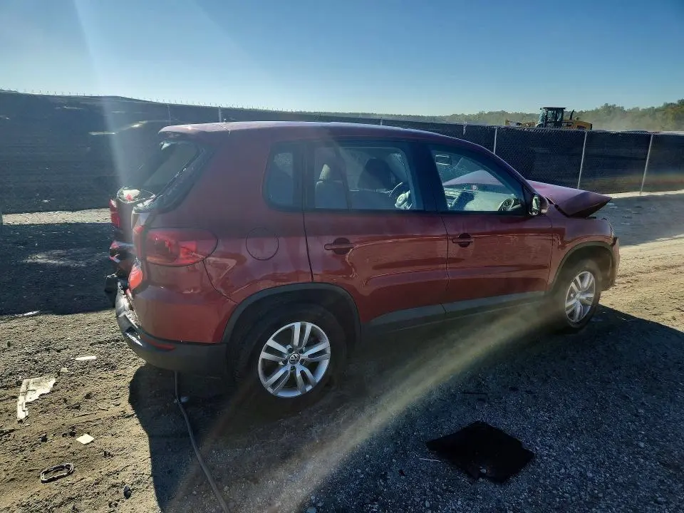 2014 VOLKSWAGEN TIGUAN S  