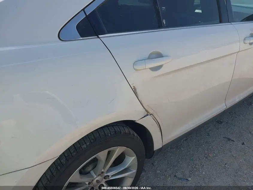 2013 FORD TAURUS SEL