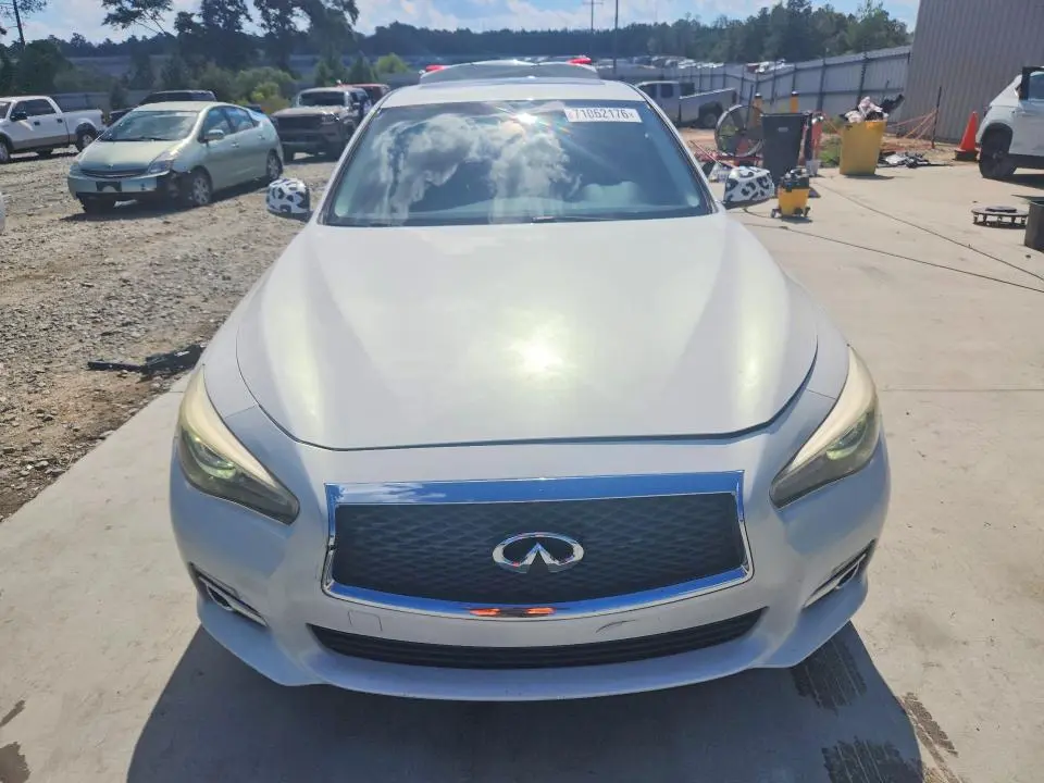 2015 INFINITI Q50 PREMIUM  
