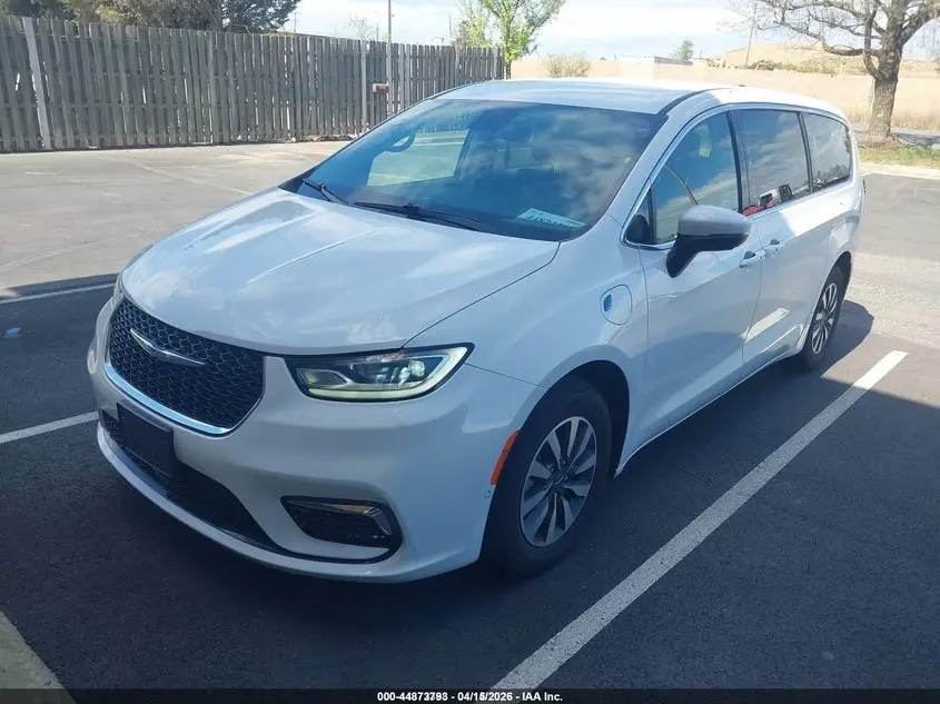 2023 CHRYSLER PACIFICA HYBRID TOURING L