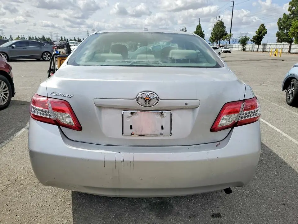 2010 TOYOTA CAMRY BASE  