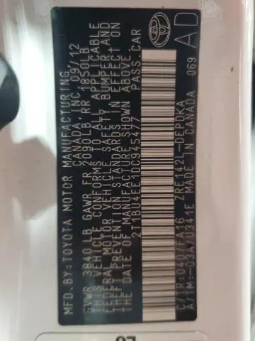 2013 TOYOTA COROLLA BASE  