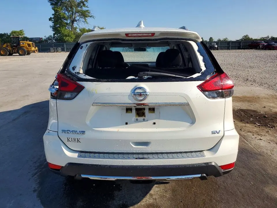 2018 NISSAN ROGUE SV  