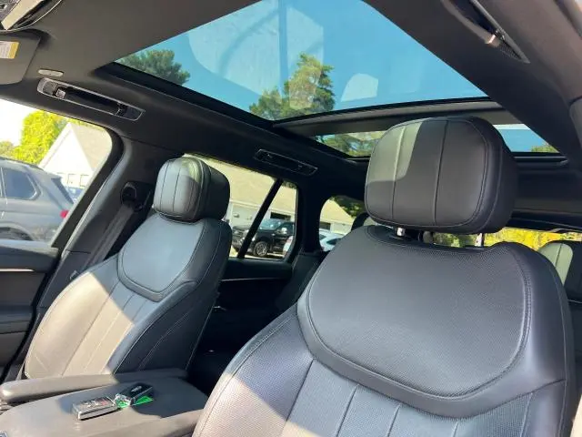 2023 LAND ROVER RANGE ROVER SE  