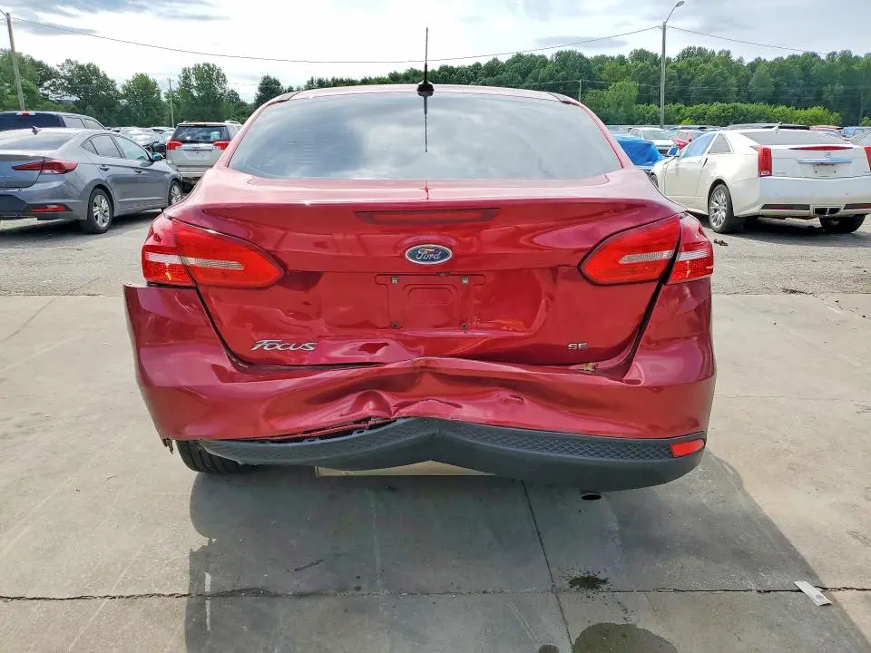 2017 FORD FOCUS SE  