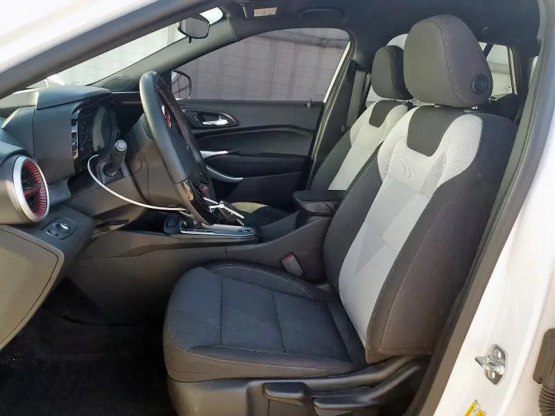 2025 CHEVROLET TRAX 1RS  