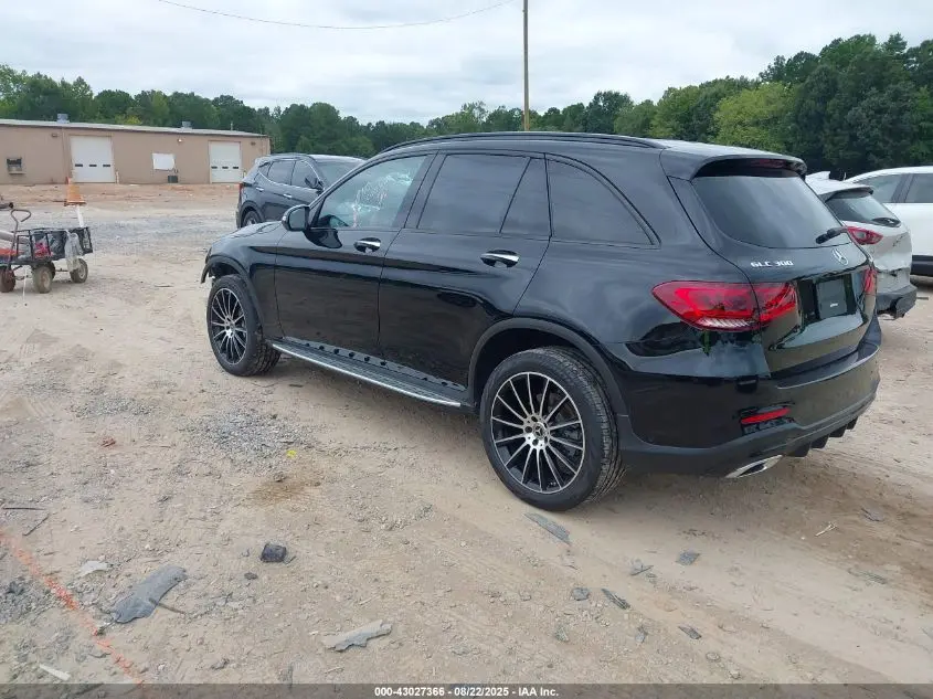 2022 MERCEDES-BENZ GLC 300 SUV