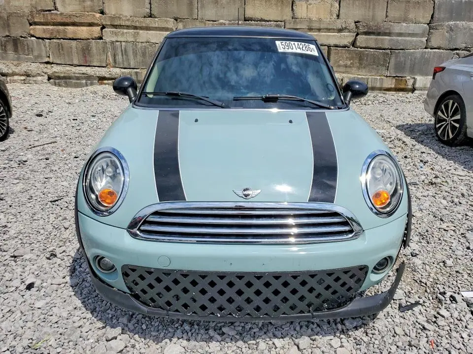2013 MINI COOPER   