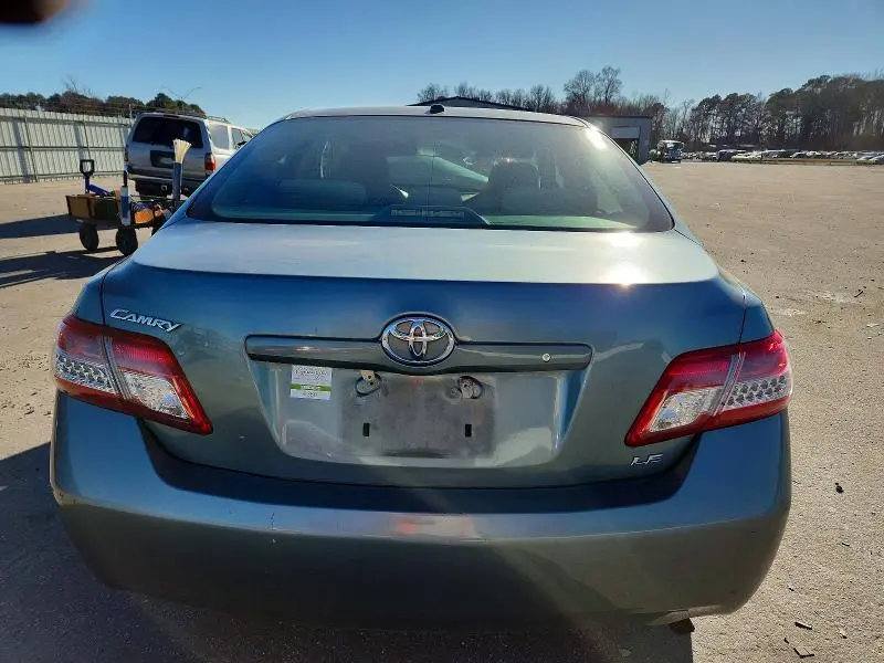 2011 TOYOTA CAMRY BASE  