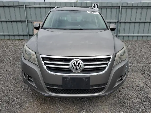 2011 VOLKSWAGEN TIGUAN S