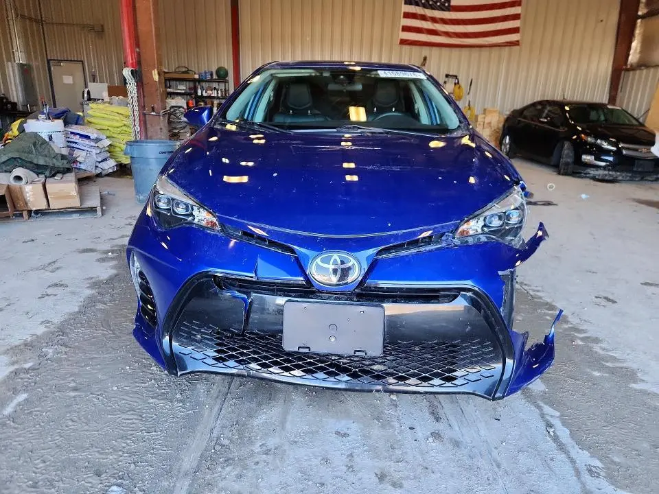 2018 TOYOTA COROLLA SE  