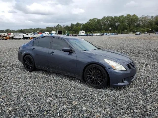 2011 INFINITI G37