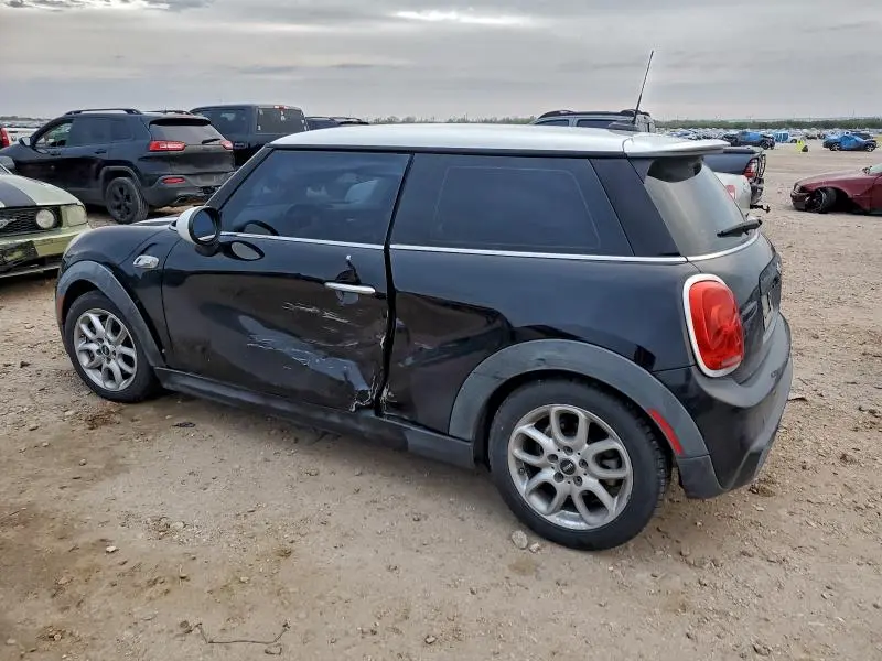 2017 MINI COOPER S  