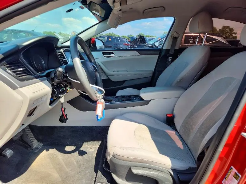 2018 HYUNDAI SONATA SE  