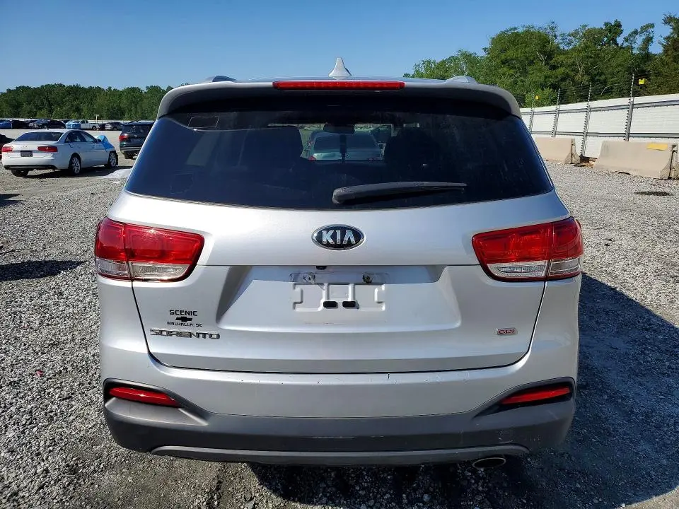 2016 KIA SORENTO LX  