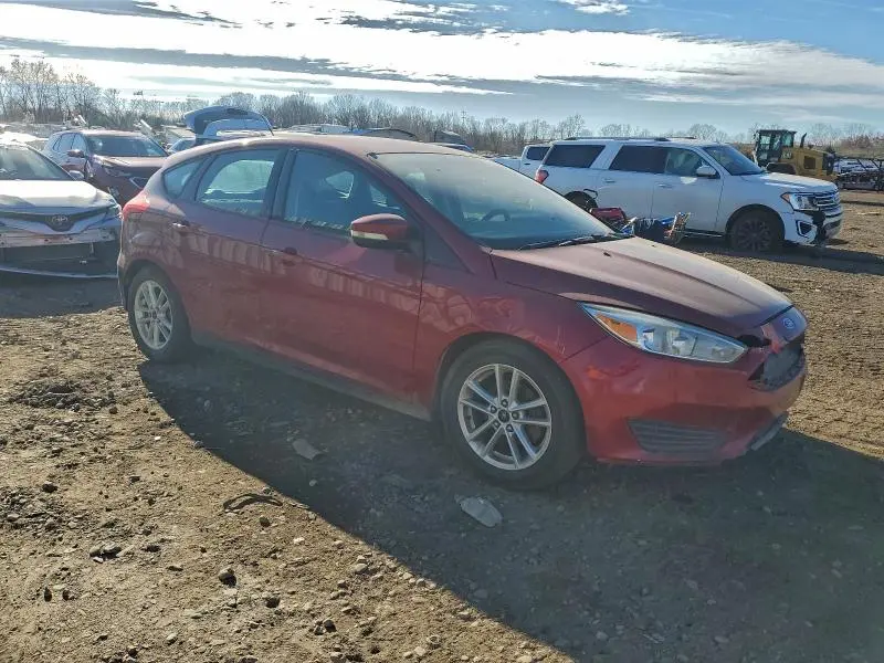 2015 FORD FOCUS SE  