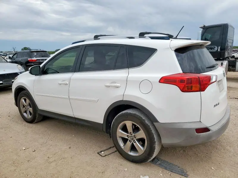 2015 TOYOTA RAV4 XLE  