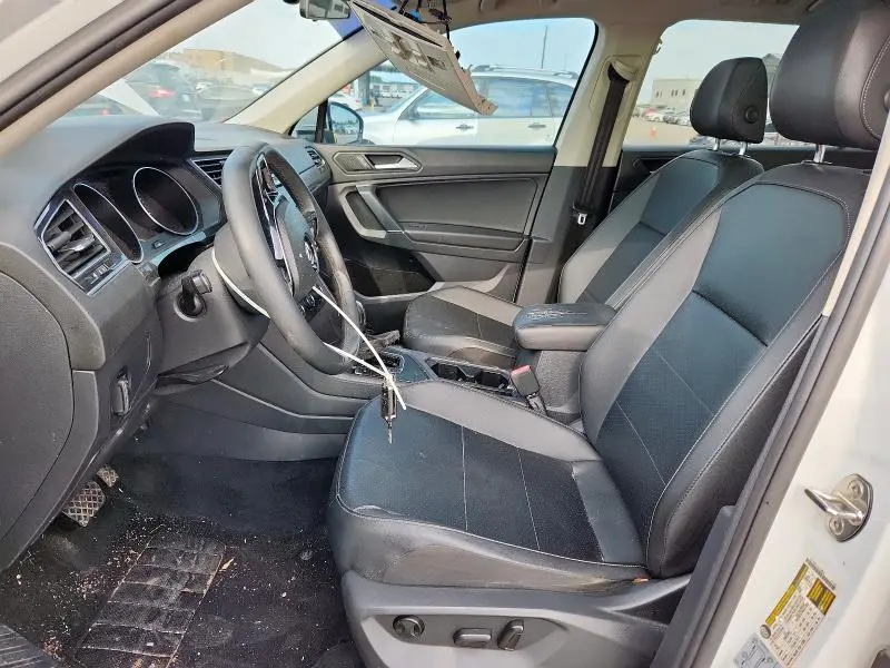 2020 VOLKSWAGEN TIGUAN SE  