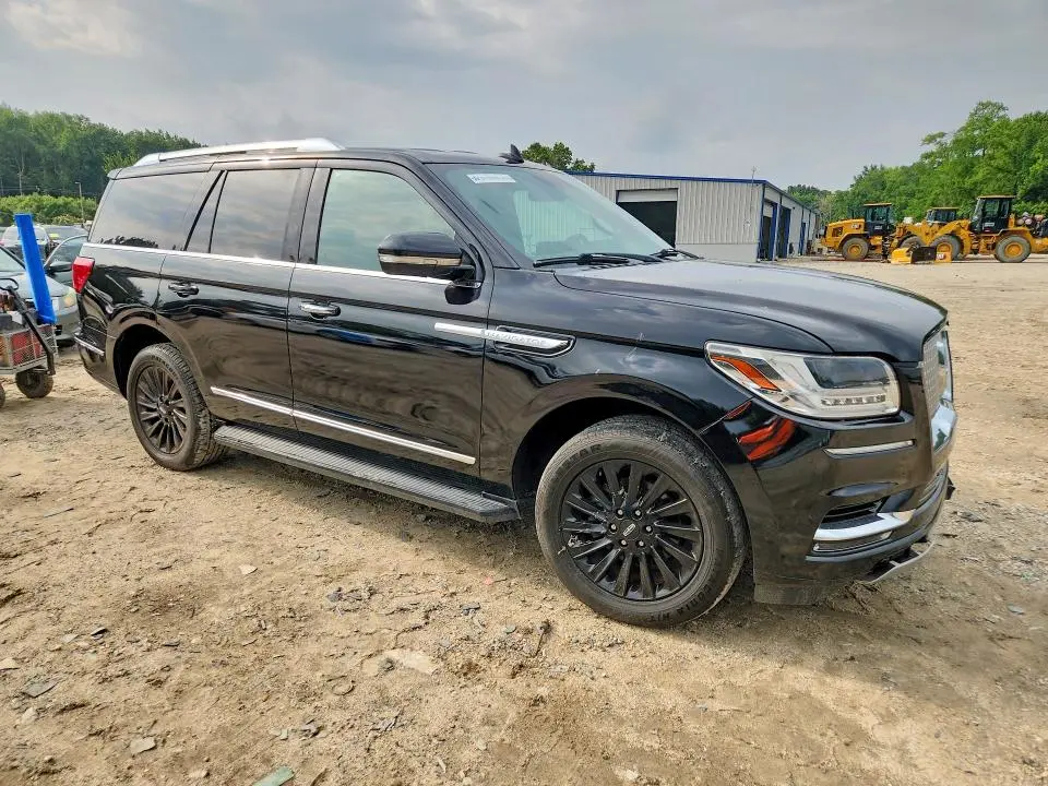 2019 LINCOLN NAVIGATOR   