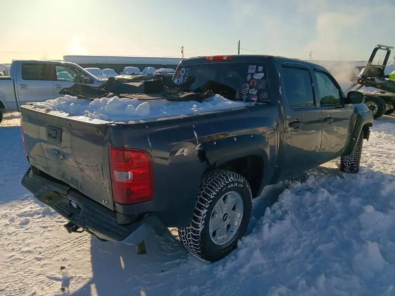 2011 CHEVROLET SILVERADO K1500 LT  
