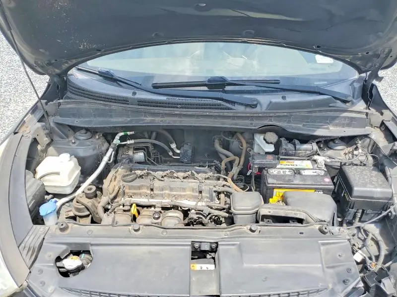 2013 HYUNDAI TUCSON GL  
