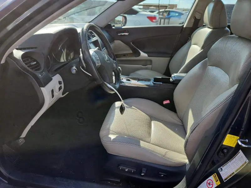 2011 LEXUS IS 350  
