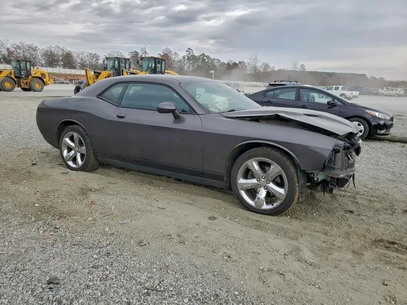 2015 DODGE CHALLENGER SXT  
