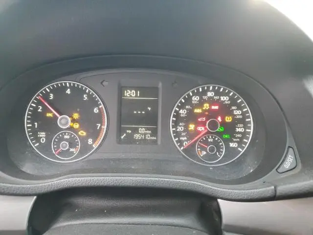 2014 VOLKSWAGEN PASSAT S  