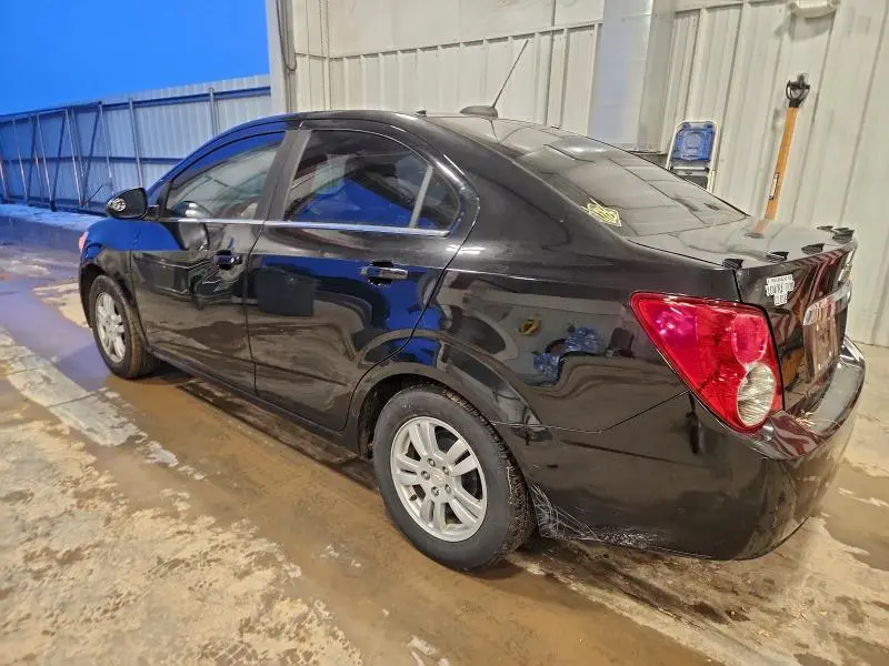 2016 CHEVROLET SONIC LT  