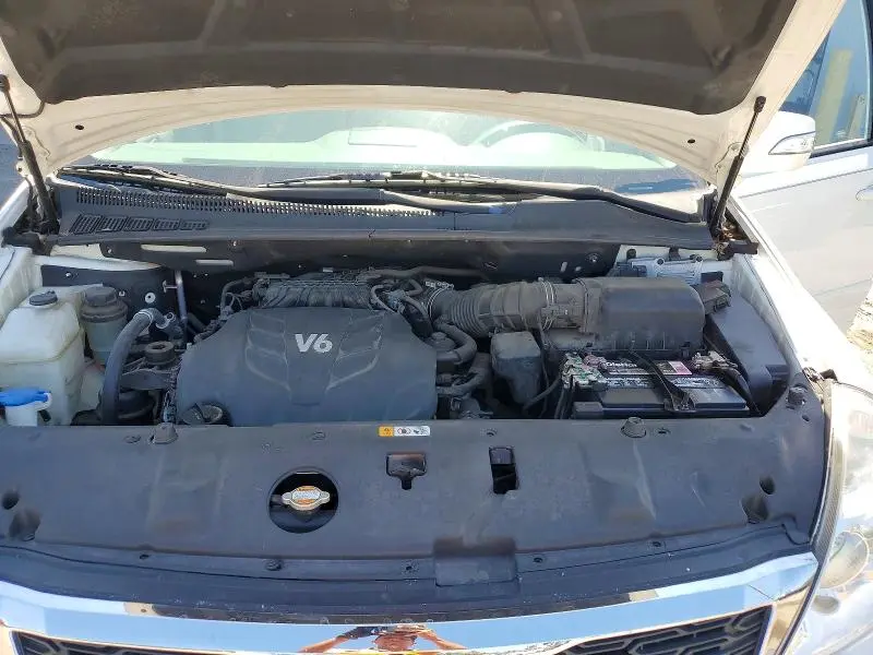 2012 KIA SEDONA LX  