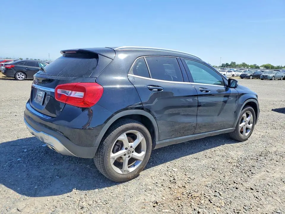 2018 MERCEDES-BENZ GLA 250  