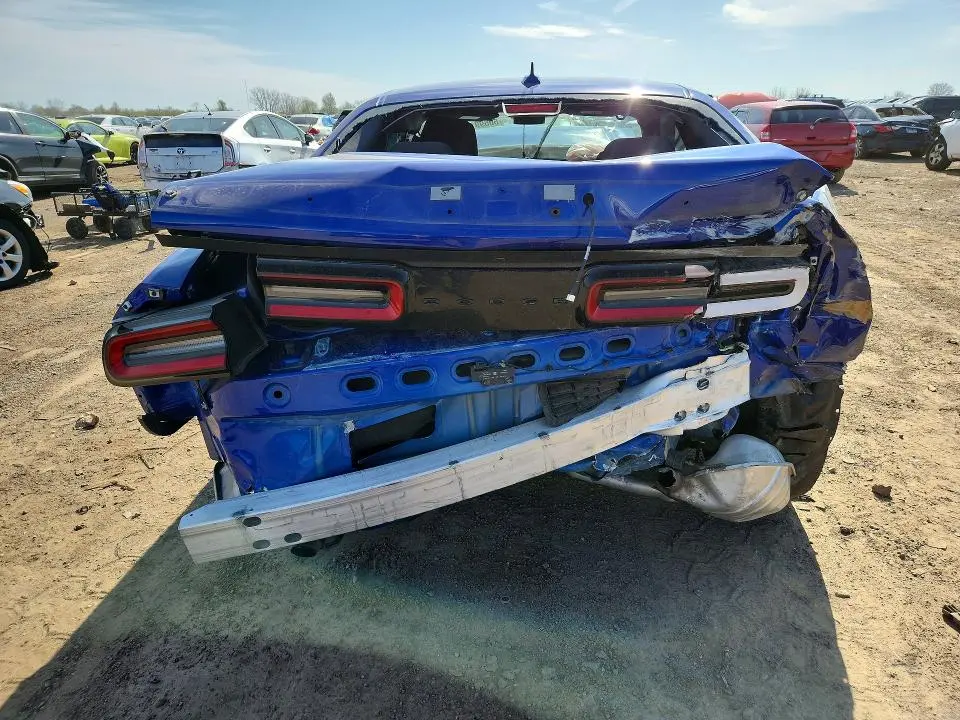 2022 DODGE CHALLENGER SXT  